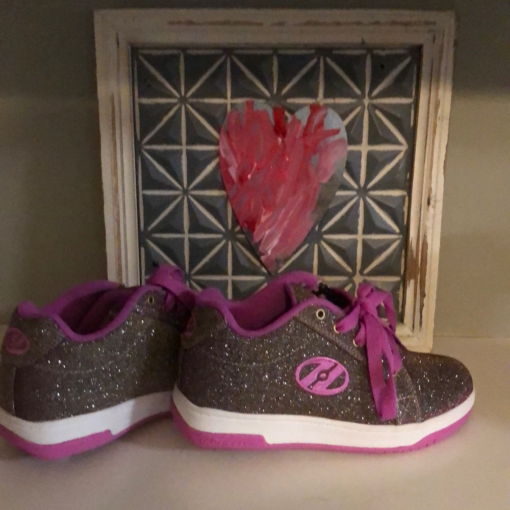 Gold and pink sparkly Heelys - Picture 3 of 6